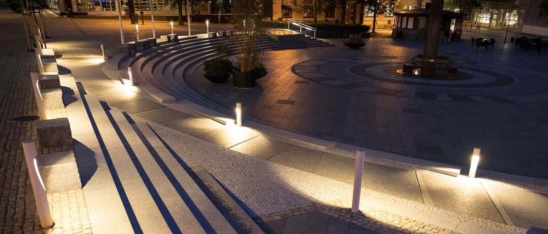 Louis Poulsen Flindt aluminium kort bolder outdoor sokkellamp