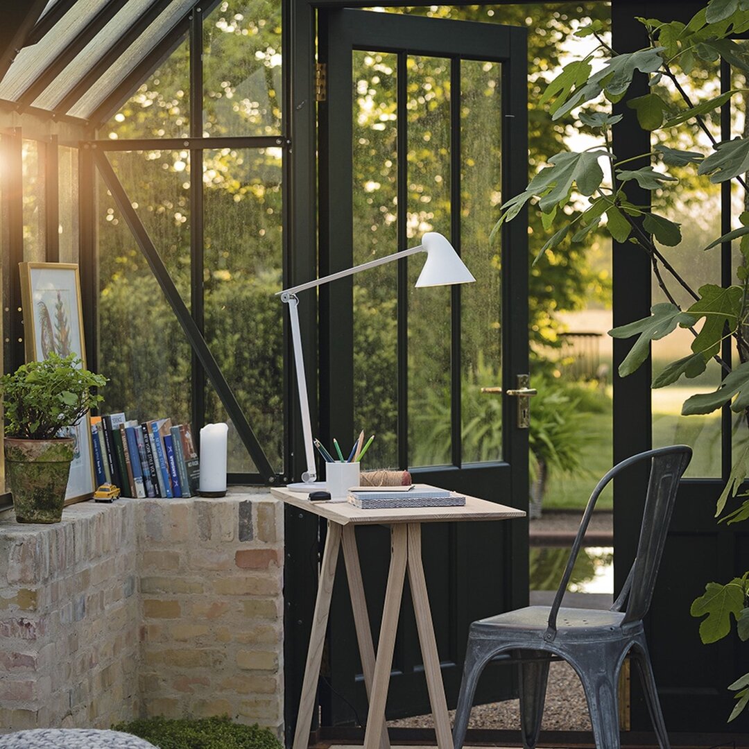 Louis Poulsen NJP tafellamp/bureaulamp wit 2700K