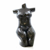 Stenen beeld torso knielend groen. Abstracte kunst van speksteen uit Afrika.