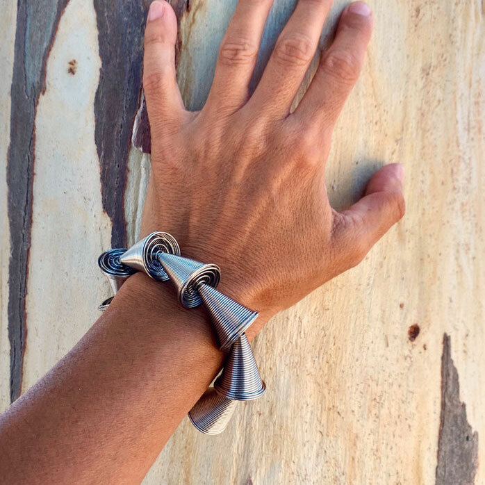 La Molla Armband C&ocirc;ne metalen veren itali&euml; en frankrijk 14012