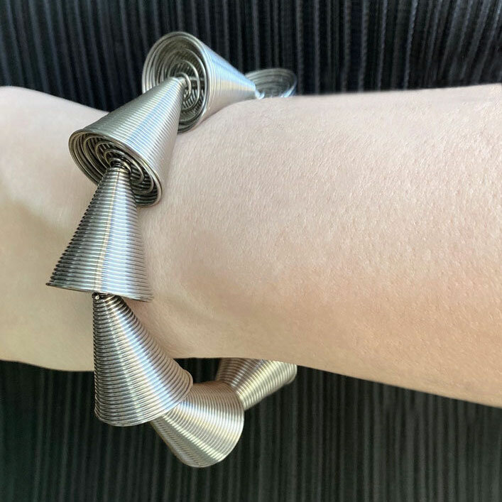La Molla Armband C&ocirc;ne metalen veren itali&euml; en frankrijk 14012
