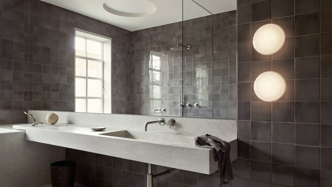 Louis Poulsen AJ Eklipta 220 wandlamp en plafondlamp glas