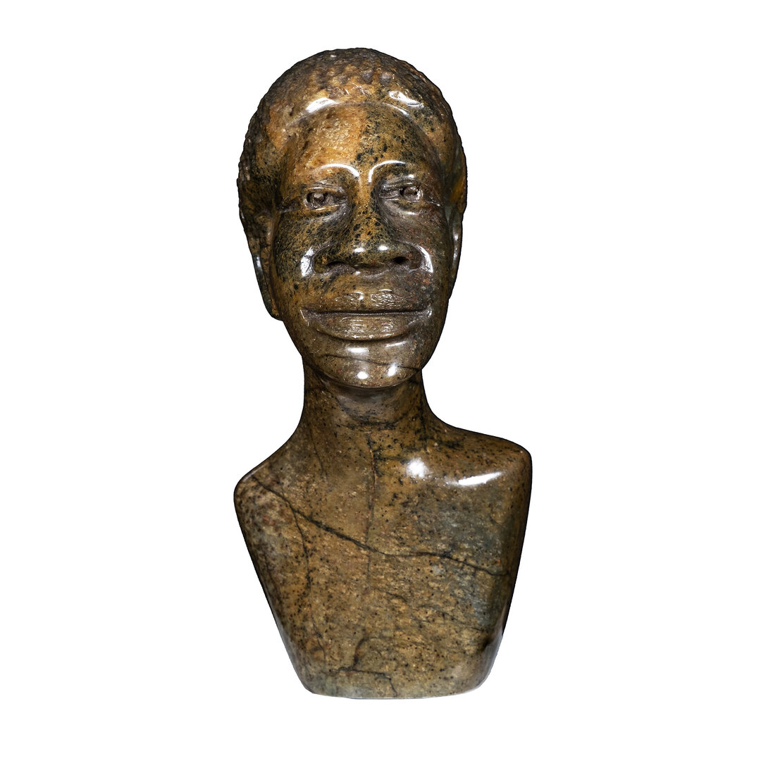 Beeld hoofd steen wijze vrouw. Stenen kunst uit Afrika