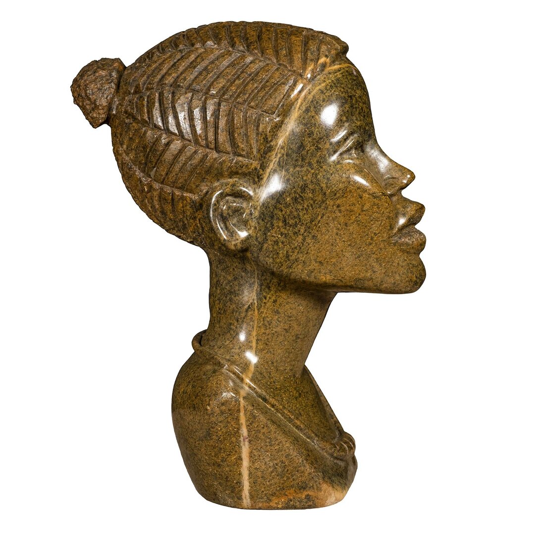 Beeld hoofd steen wijze vrouw. Stenen kunst uit Afrika