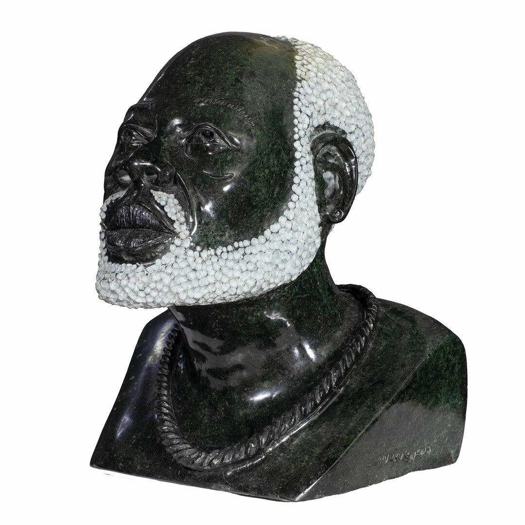 Beeld hoofd steen wijze man. Stenen kunst uit Afrika