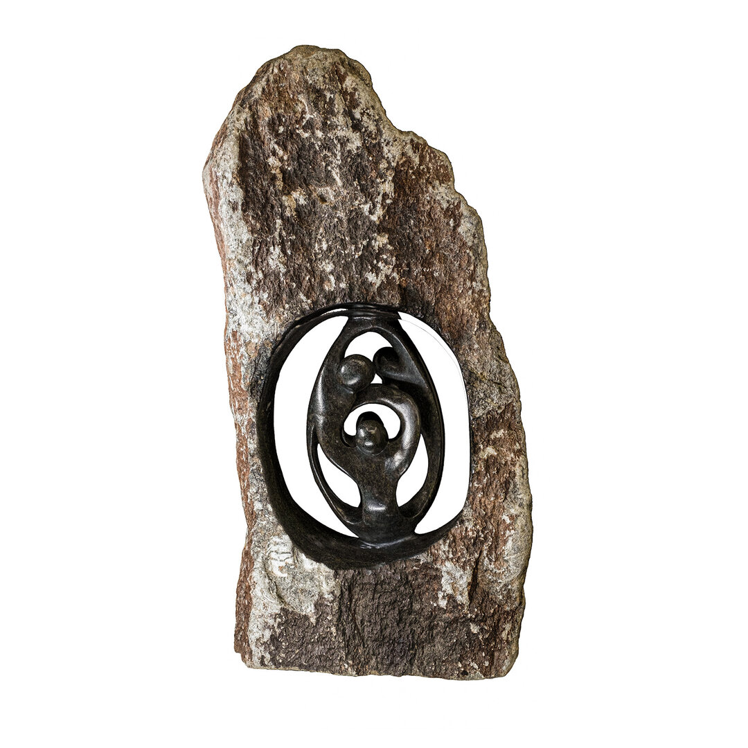 Stenen beeld gezin 4 personen bruin. Stenen kunst uit Afrika 40 cm