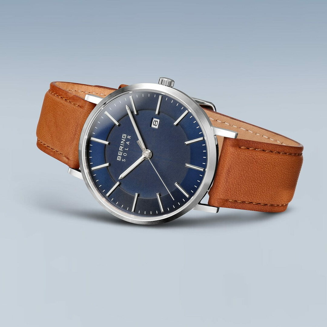 Bering Horloge Solar Zilver Geborsteld 15439-507