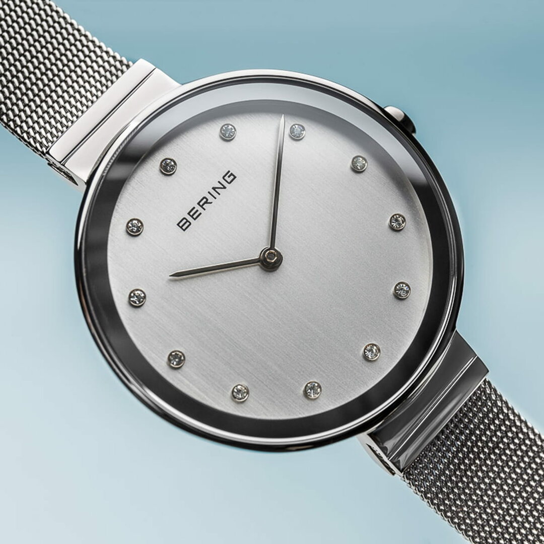 Bering Horloge Classic Zilver Gepolijst 12034-000 Dames