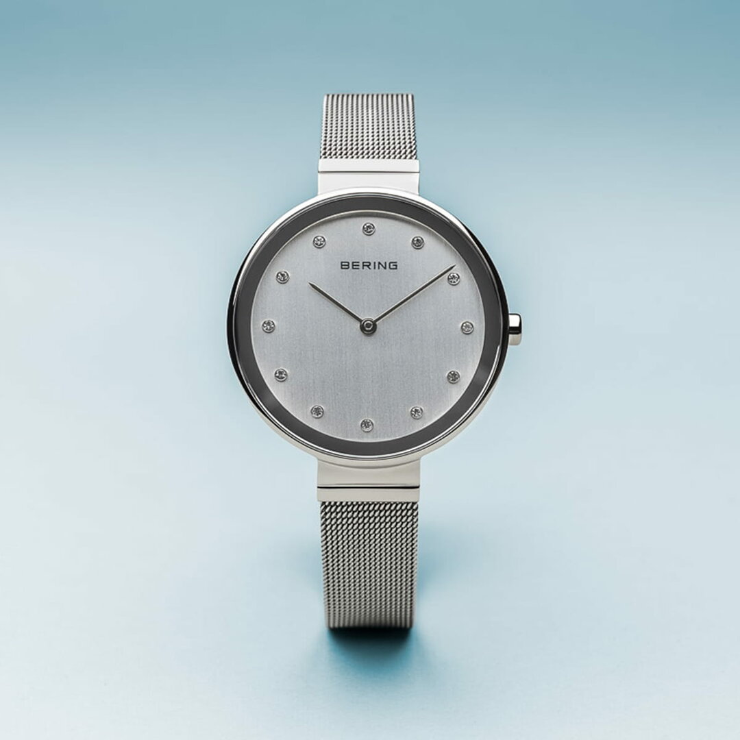 Bering Horloge Classic Zilver Gepolijst 12034-000 Dames