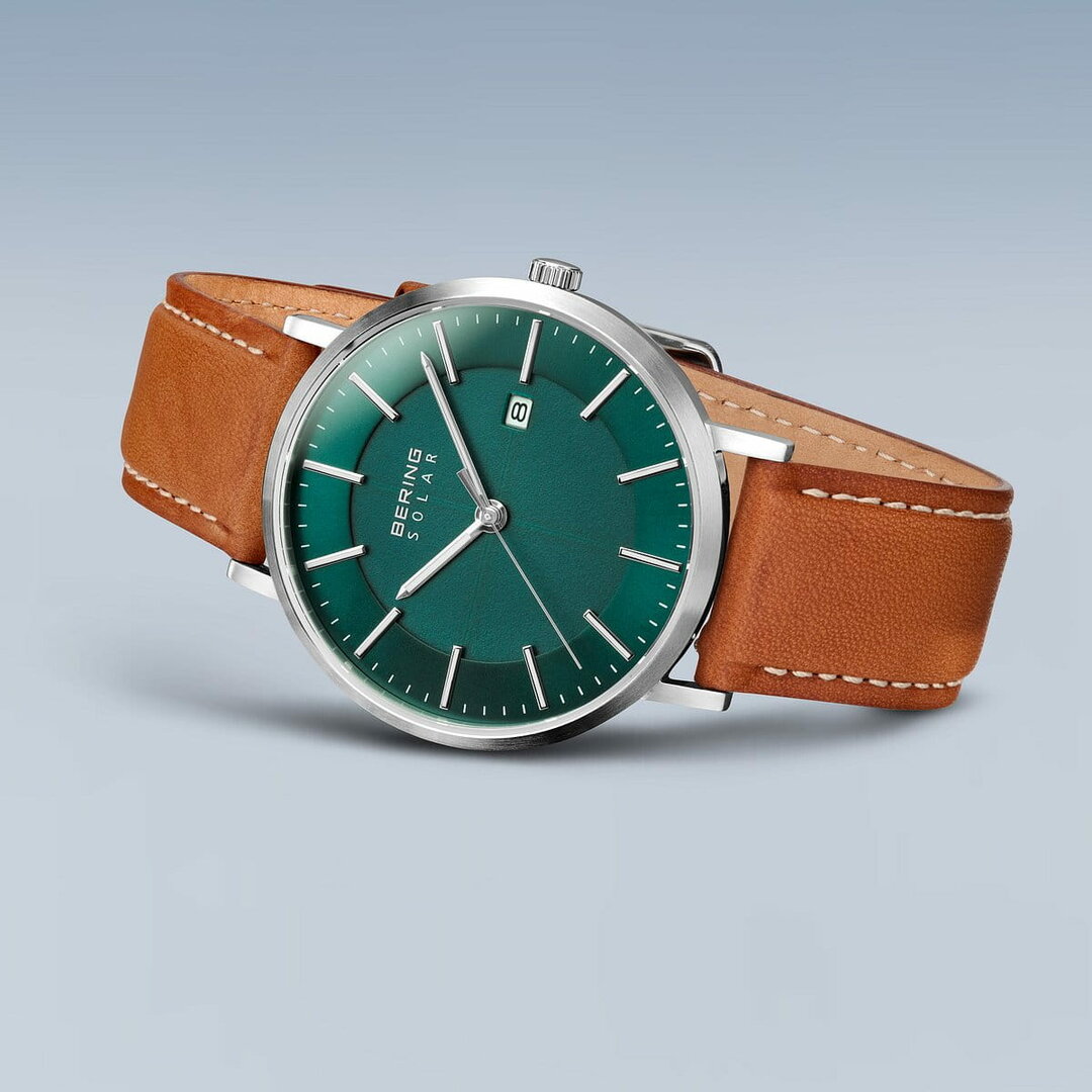 Bering Horloge Solar Zilver Geborsteld 15439-508