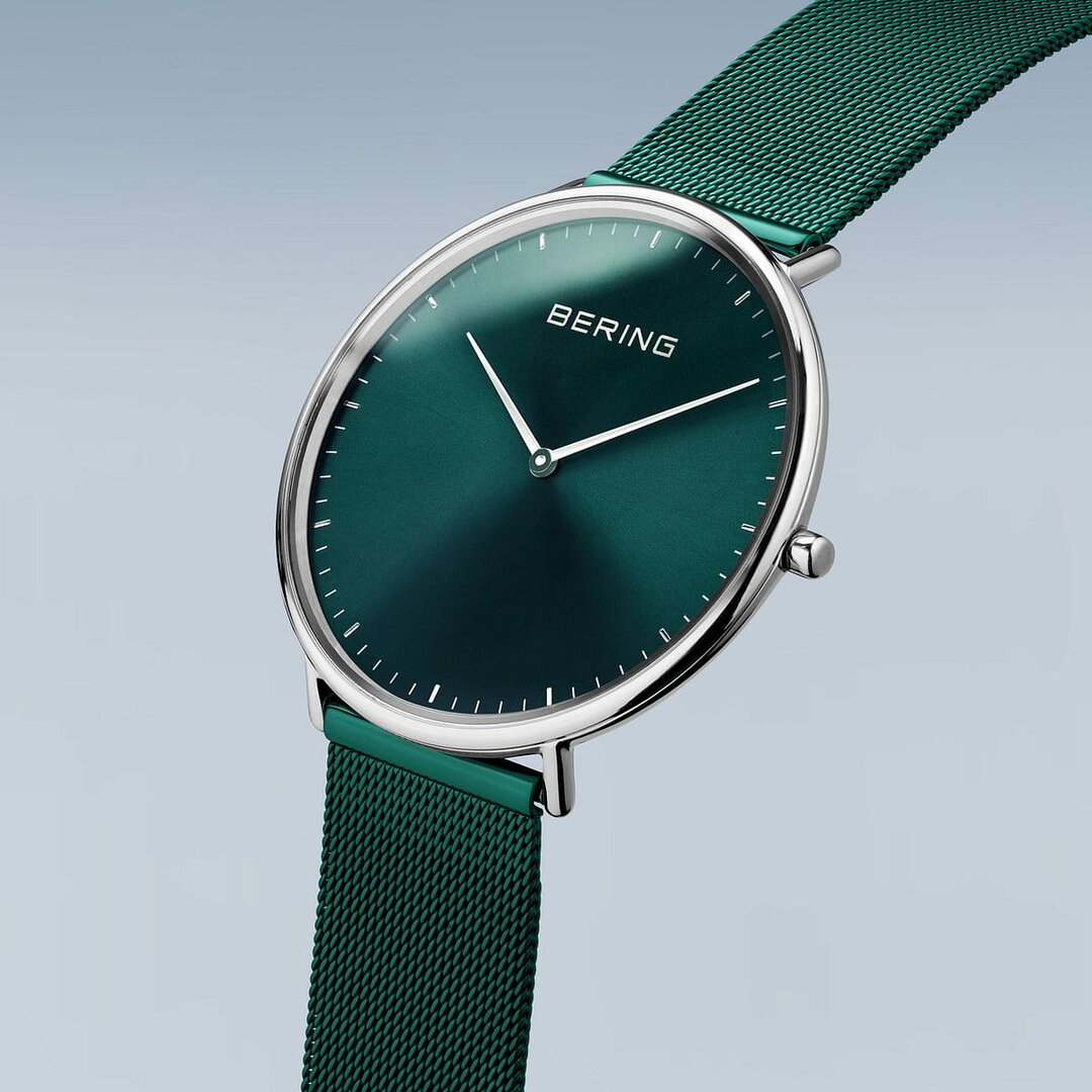 Bering Horloge Ultra Slim&nbsp;Zilver Gepolijst&nbsp;15739-808&nbsp;Dames