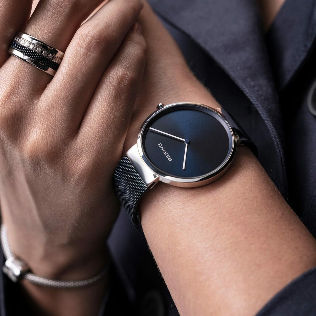 Bering hot sale smart watch