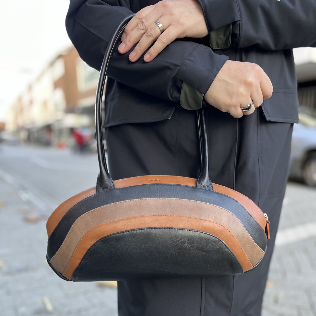 by Lin Bag Rainbow black cognac 140941 rainbow De Blaker exclusief