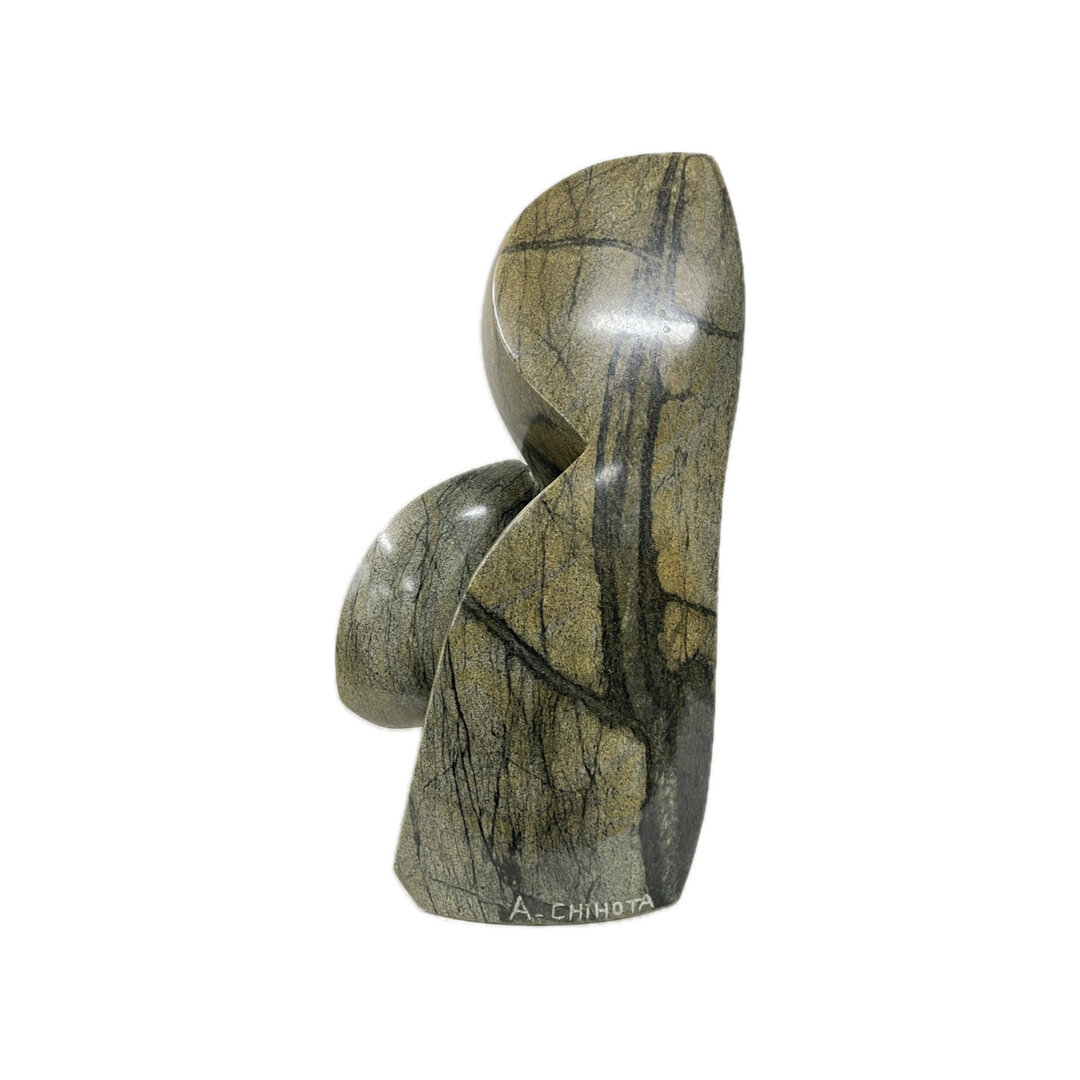 Stenen beeld, True lovers, Fruit serpentine 41 cm