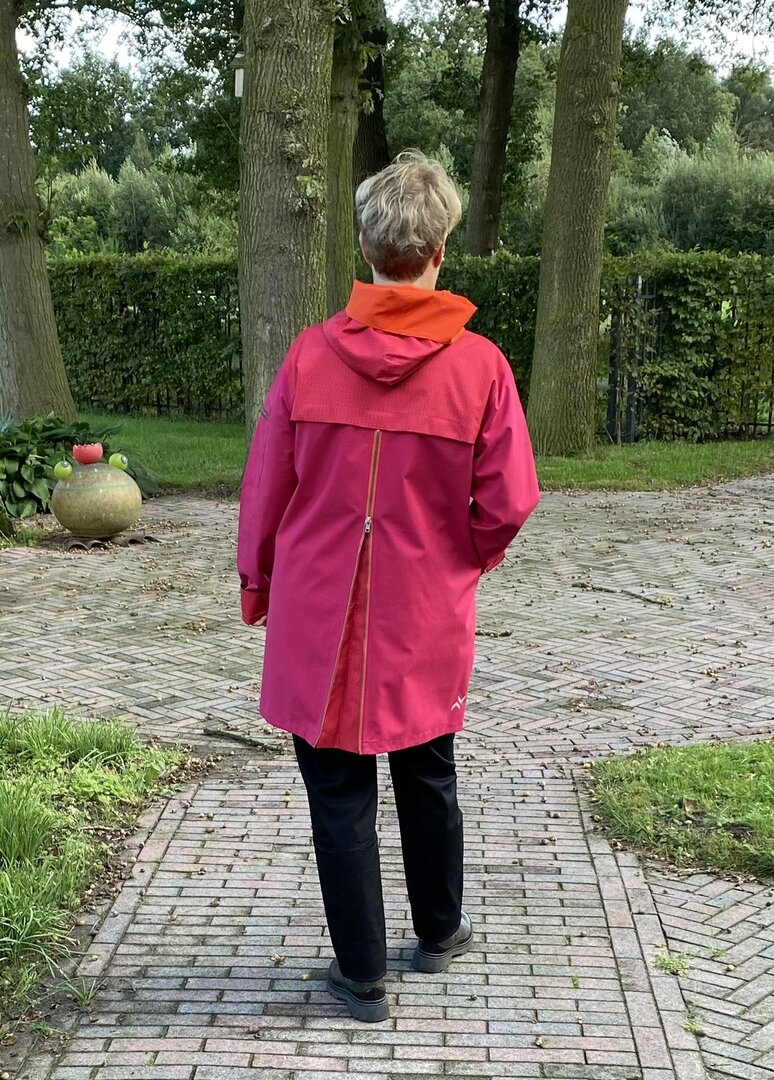 Regn door draag  jas Gena fuchsia, waterdicht, winddicht en waterdichtRegn door draag  jas Gena fuchsia, waterdicht, winddicht 