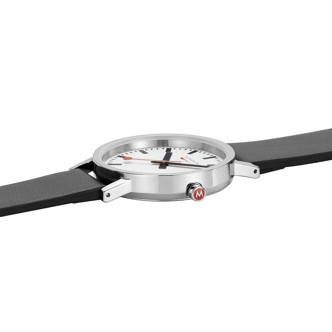 Mondaine Horloge Classic 36 mm mat zwarte vegan band