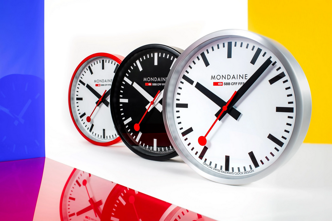 Mondaine Clock Railways Wanduhr Silber Matt 25 cm