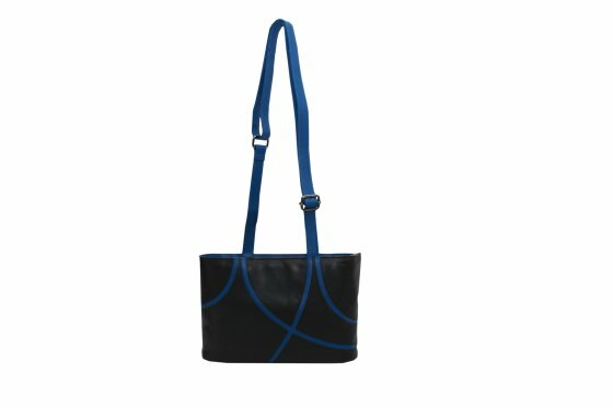 Krista&#039;s Lahti liggend schoudertas zwart, blauw