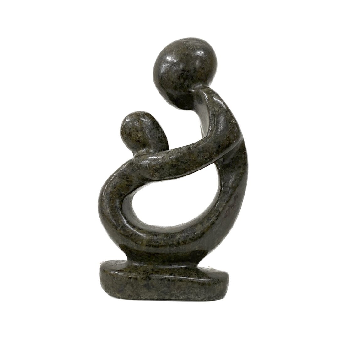 Moeder en kind beeld donker groen 11 cm CMC-1 
