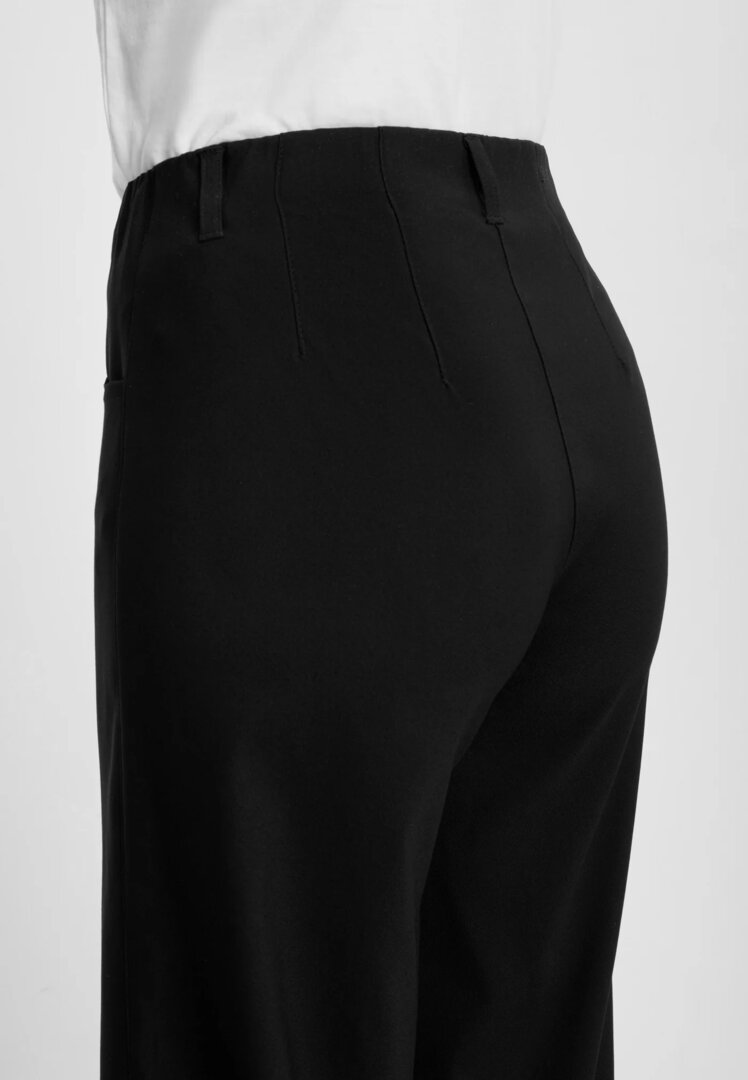 Laurie Hose, Modell Donna Loose basic Viskose navy 101135-49000