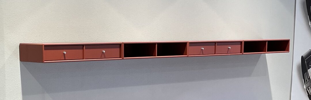 Montana wall unit red 4 units 2.80 m wide, big discount