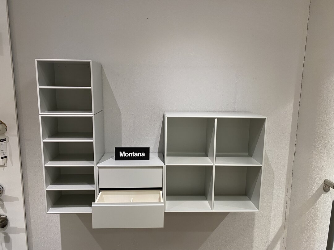 Montana wall unit grey 4 units 1.16 m wide, big discount