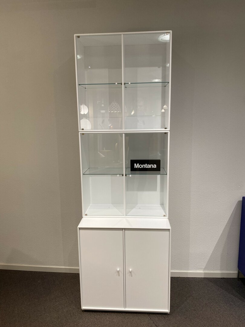 Vitrine Montana sur socle blanc 3 &eacute;l&eacute;ments 69,6 cm de large, remise importante