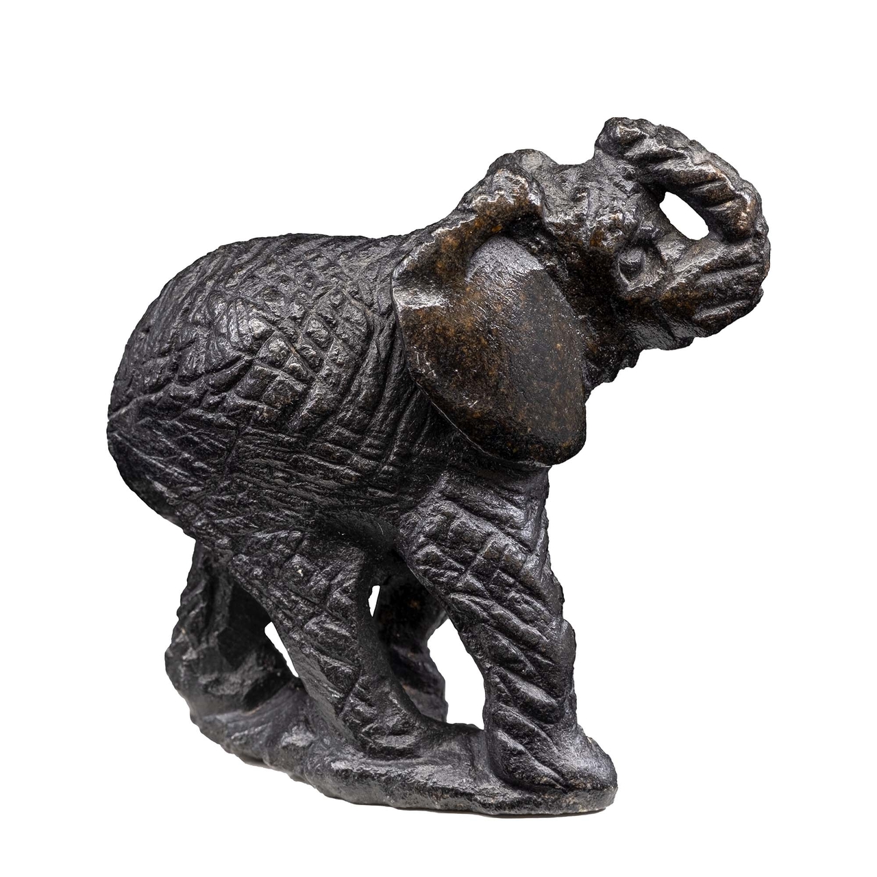 Beeld olifant van steen. Zwarte speksteen olifant beeld voor binnen