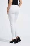 Laurie broek, model Vicky Slim basis viscose wit 27016-10970