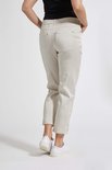 Laurie broek, model Hannah Regular Cropped basis tencel sand 28362-25102