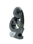 Stenen beeld denker zittend abstract 1 persoon, 12 cm hoog, zwart