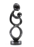 Stenen beeld moeder en kind 25 cm hoog, zwart