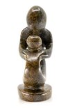 Stenen beeld moeder en kind 11 cm hoog, bruin