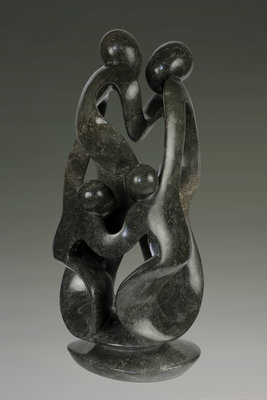 Stenen tuinbeeld uniek, Family, familie van 4 personen abstract