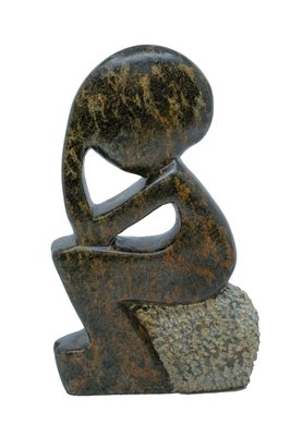 Stenen beeld denker zittend abstract 1 persoon, 18 cm hoog, groen