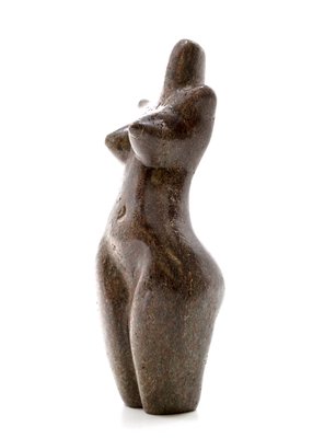 Stenen beeld torso staand 1 persoon, 13 cm hoog, bruin