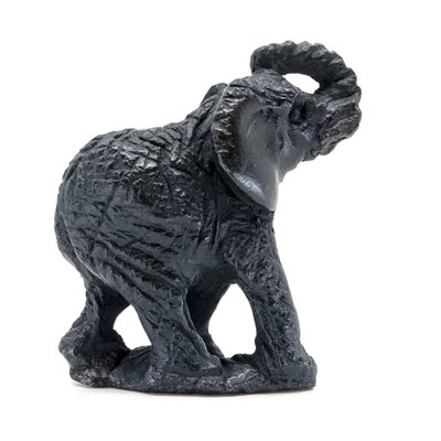 Stenen beeld olifant ruw 1 dier, 8 cm hoog, zwart