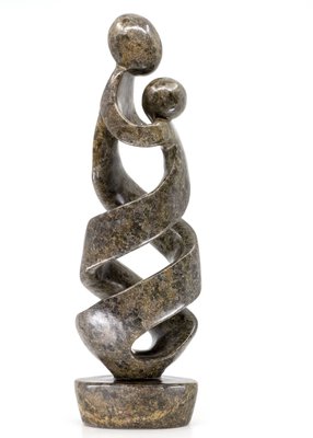 Stenen beeld moeder en kind 35 cm hoog, groen