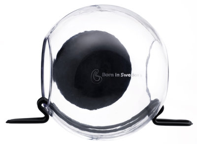 Bird Feeder Born in Sweden voederbol raam