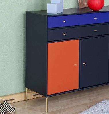 Montana Mega 201202 geschlossener Schrank Montana Mega 201202 geschlossener Schrank