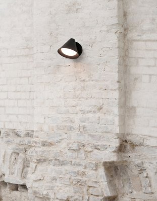 Louis Poulsen Keglen wall lamp