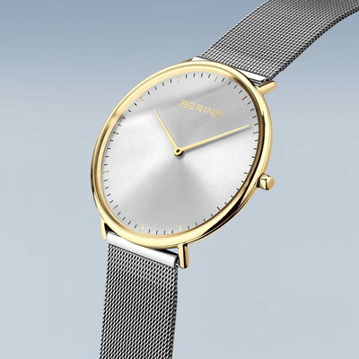 Bering Horloge Classic Goud Gepolijst 15739-010 Bering Horloge Classic Goud Gepolijst 15739-010