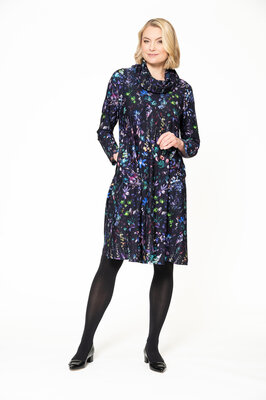 Aïno, Kleid Fioresa Fest