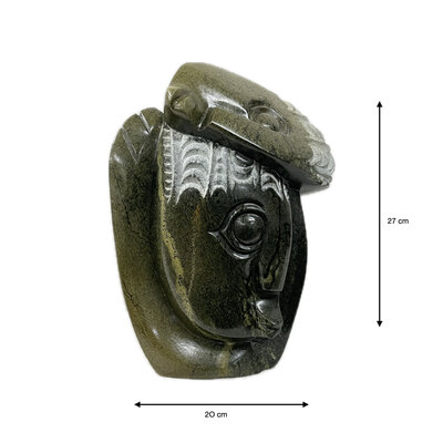 Stenen beeld, Mother care, Fruit serpentine 27 cm