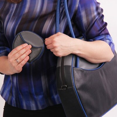 Russia XL shoulder bag 13’ laptop bag dark grey, blue, grey Russia XL shoulder bag 13’ laptop bag dark grey, blue, grey