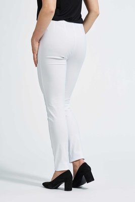 Laurie broek, model Vicky Slim basis viscose wit 27016-10970