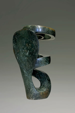 Stenen tuinbeeld uniek, Bloem abstract