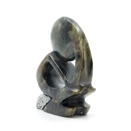 Stenen beeld denker zittend abstract 1 denkend persoon, 7 cm hoog, groen