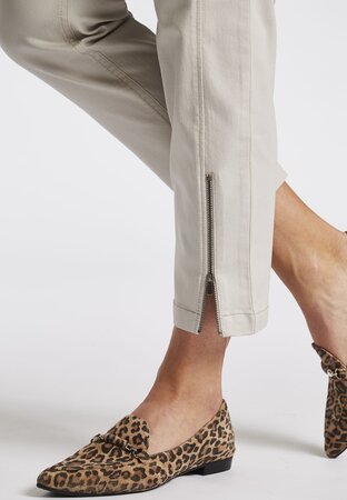 Laurie broek, model Piper Regular Cropped basis katoen sand 22465-25107