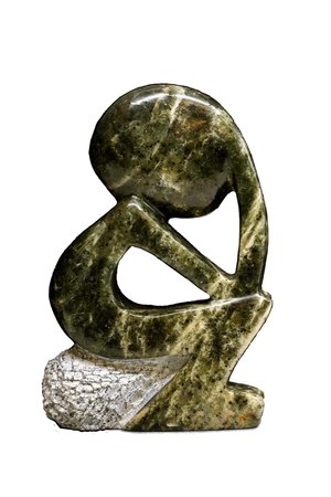 Speksteen beeld denker zittend abstract | 8 cm hoog | groen